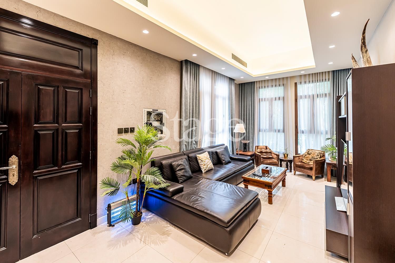 3 bedrooms Villas for Sale in Dubai Land, Dubai VI8201S