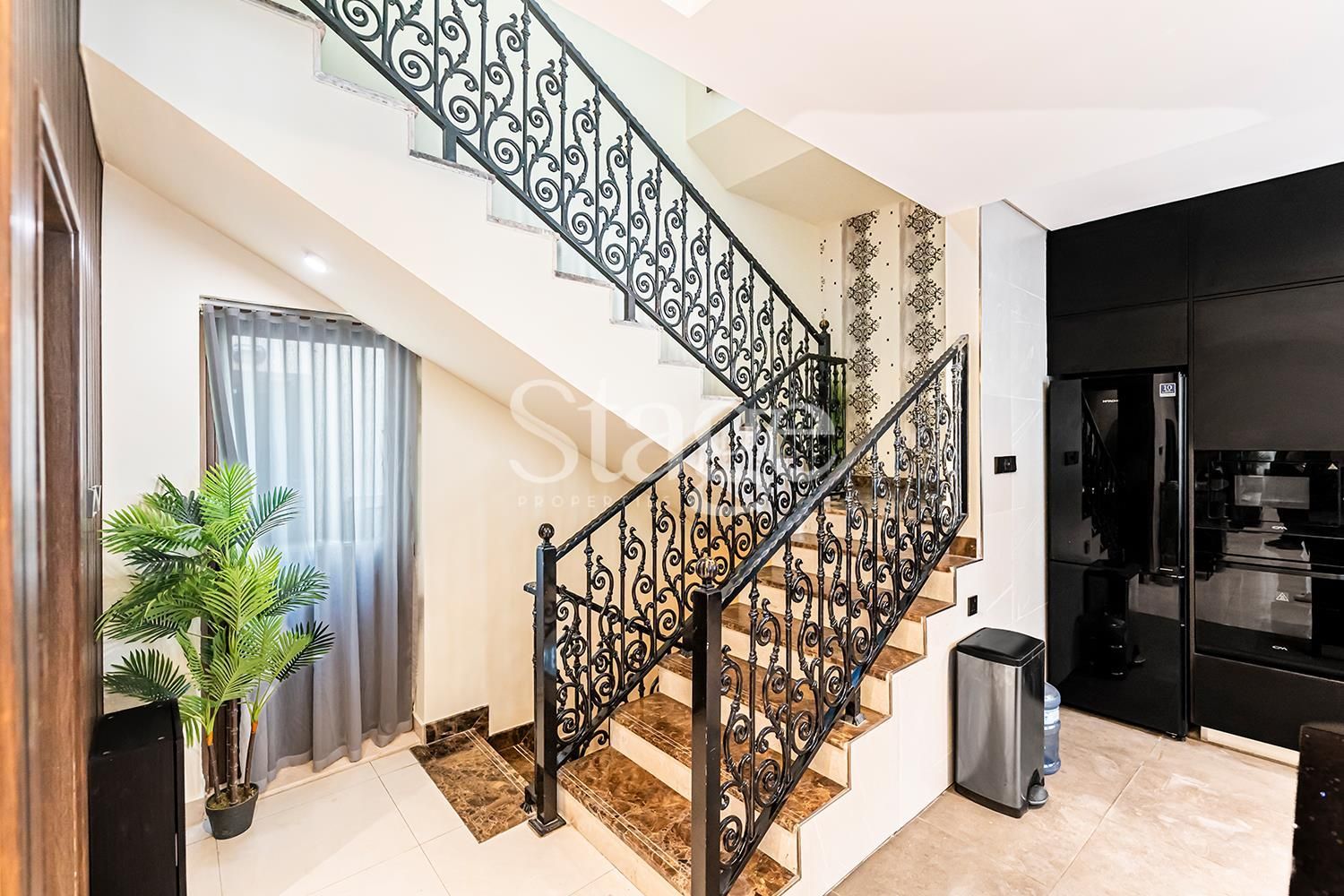 3 bedrooms Villas for Sale in Dubai Land, Dubai VI8201S