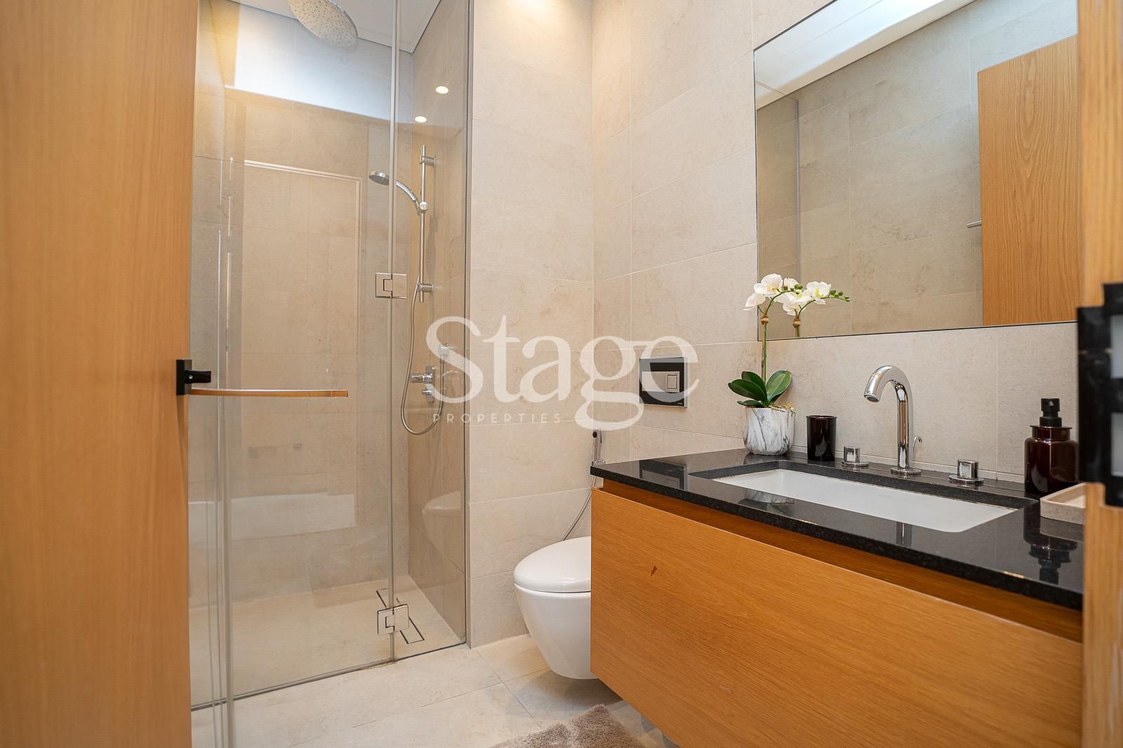 3 bedrooms apartment for Sale in Business Bay, Dubai AP7509S