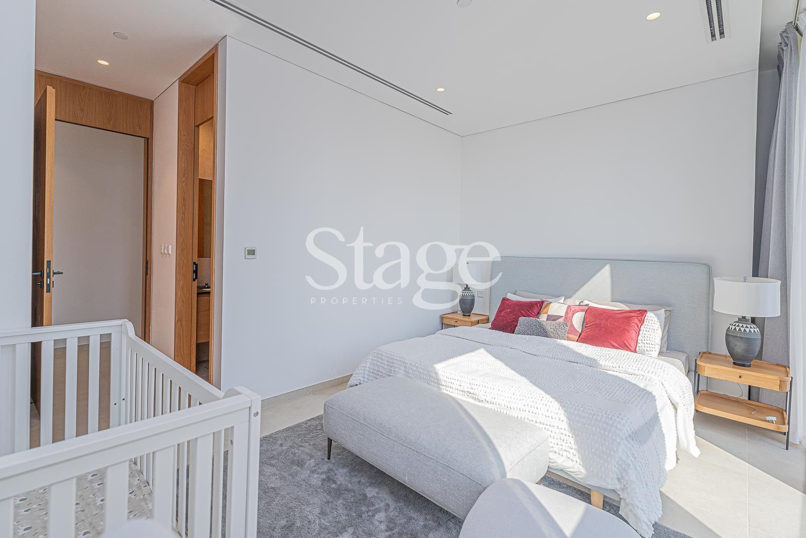 3 bedrooms apartment for Sale in Business Bay, Dubai AP7509S