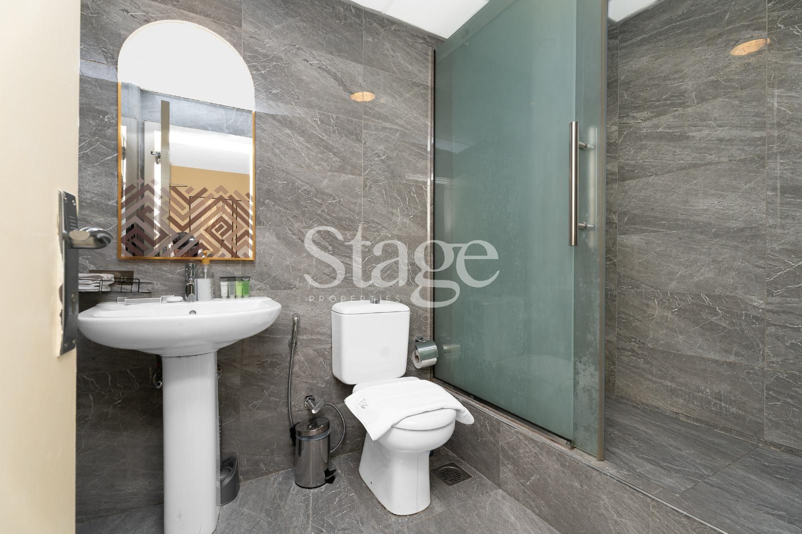 1 bedroom apartment for Rent in Al Quoz, Dubai AP8363L