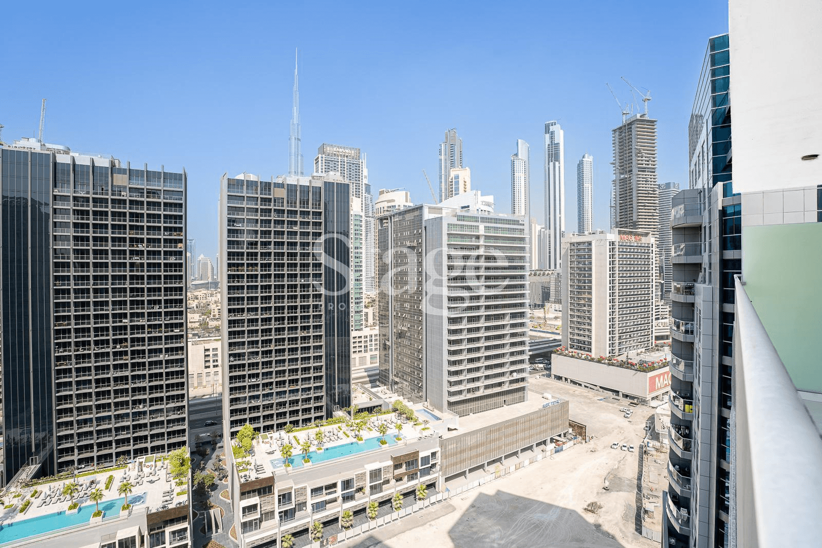 1 bedroom apartment for Sale in Business Bay, Dubai AP7268S