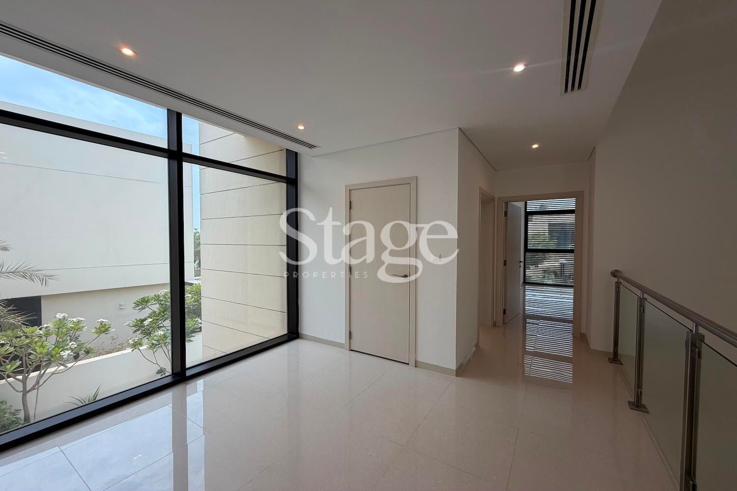 4 bedrooms Villas for Rent in DAMAC Hills, Dubai VI9810L