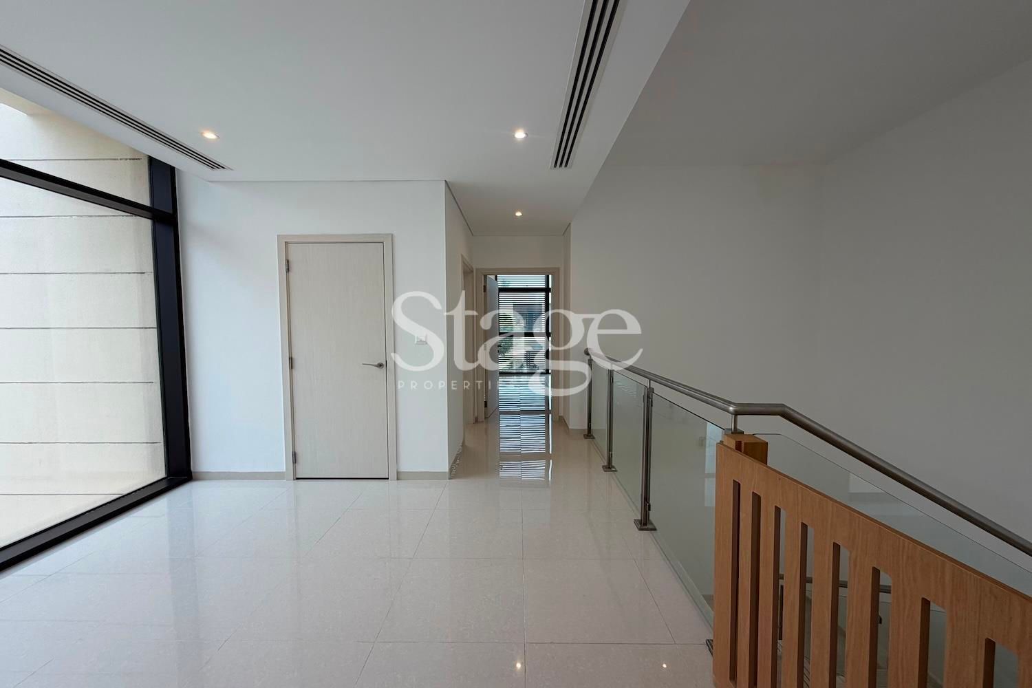 4 bedrooms Villas for Rent in DAMAC Hills, Dubai VI9810L