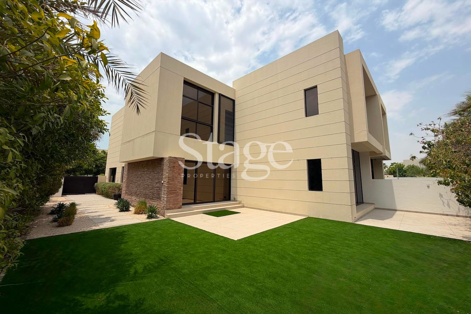 4 bedrooms Villas for Rent in DAMAC Hills, Dubai VI9810L