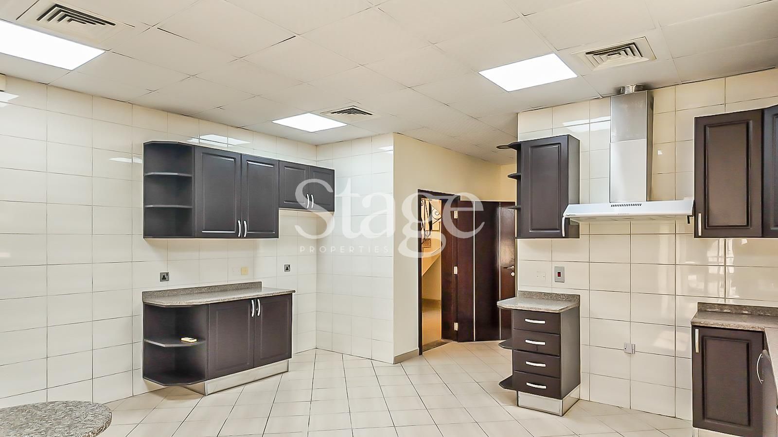 5 bedrooms common for Rent in Al Barsha, Dubai VI8684L