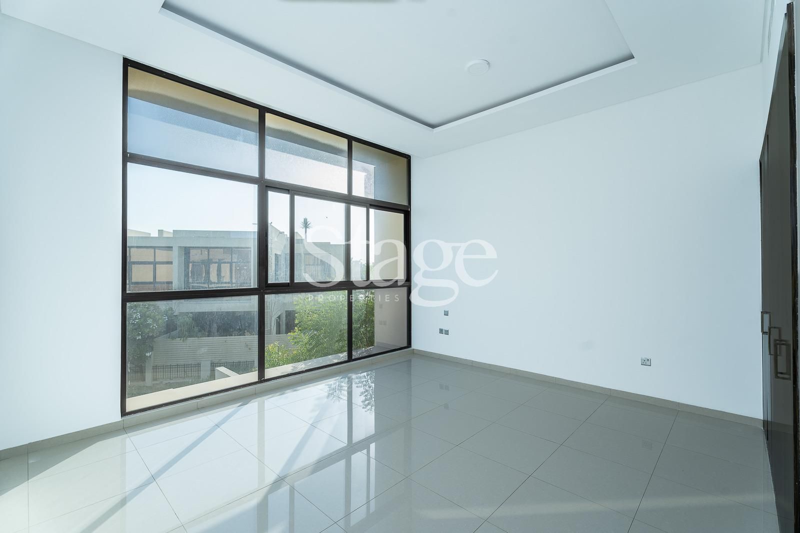 تاون هاوس من ٤ غرف نوم للبيع في DAMAC Hills، Dubai BG7535S