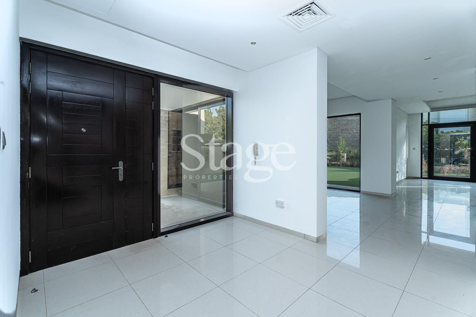 تاون هاوس من ٤ غرف نوم للبيع في DAMAC Hills، Dubai BG7535S