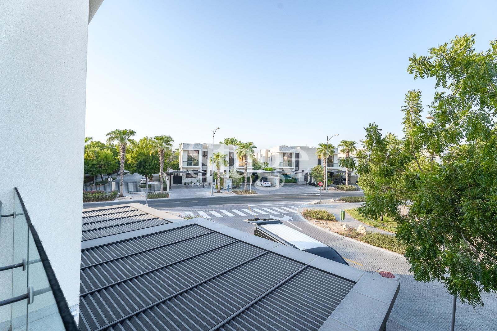 تاون هاوس من ٤ غرف نوم للبيع في DAMAC Hills، Dubai BG7535S