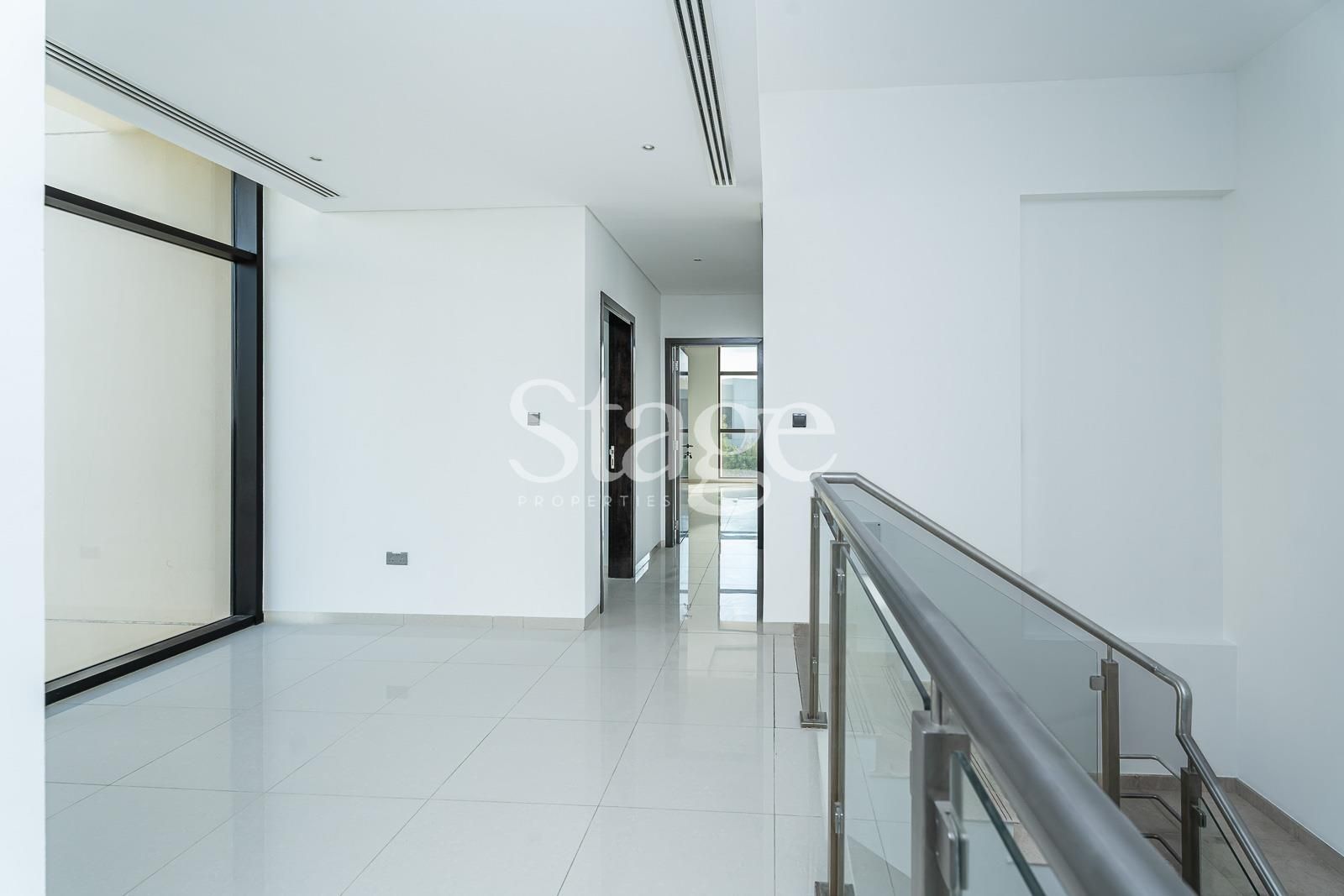 تاون هاوس من ٤ غرف نوم للبيع في DAMAC Hills، Dubai BG7535S