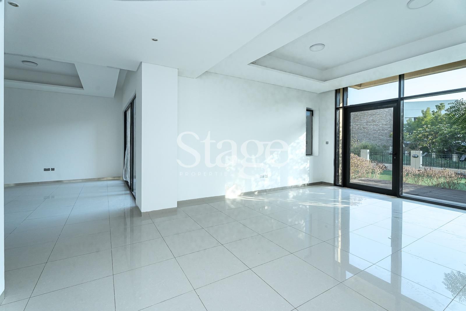 تاون هاوس من ٤ غرف نوم للبيع في DAMAC Hills، Dubai BG7535S