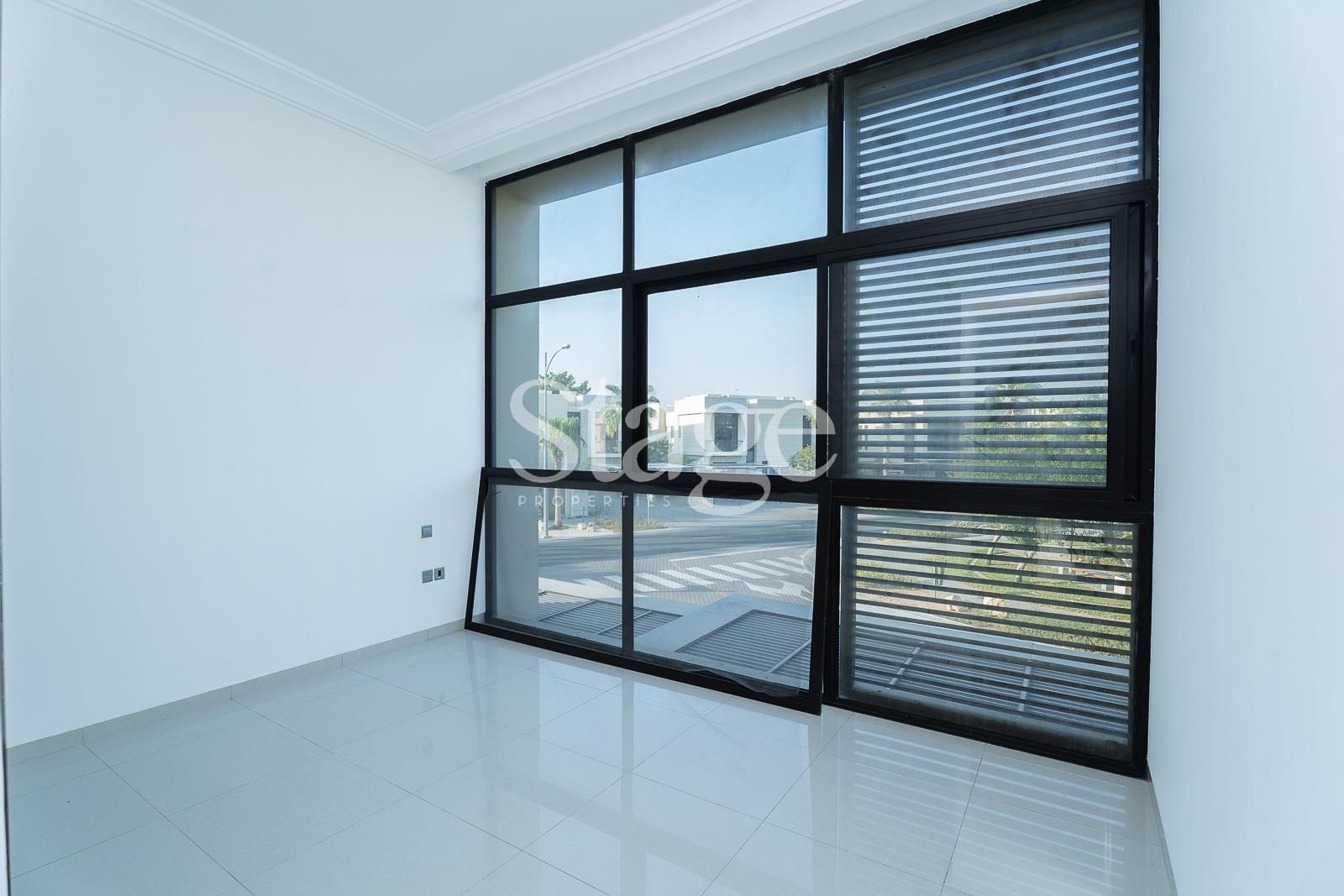 تاون هاوس من ٤ غرف نوم للبيع في DAMAC Hills، Dubai BG7535S