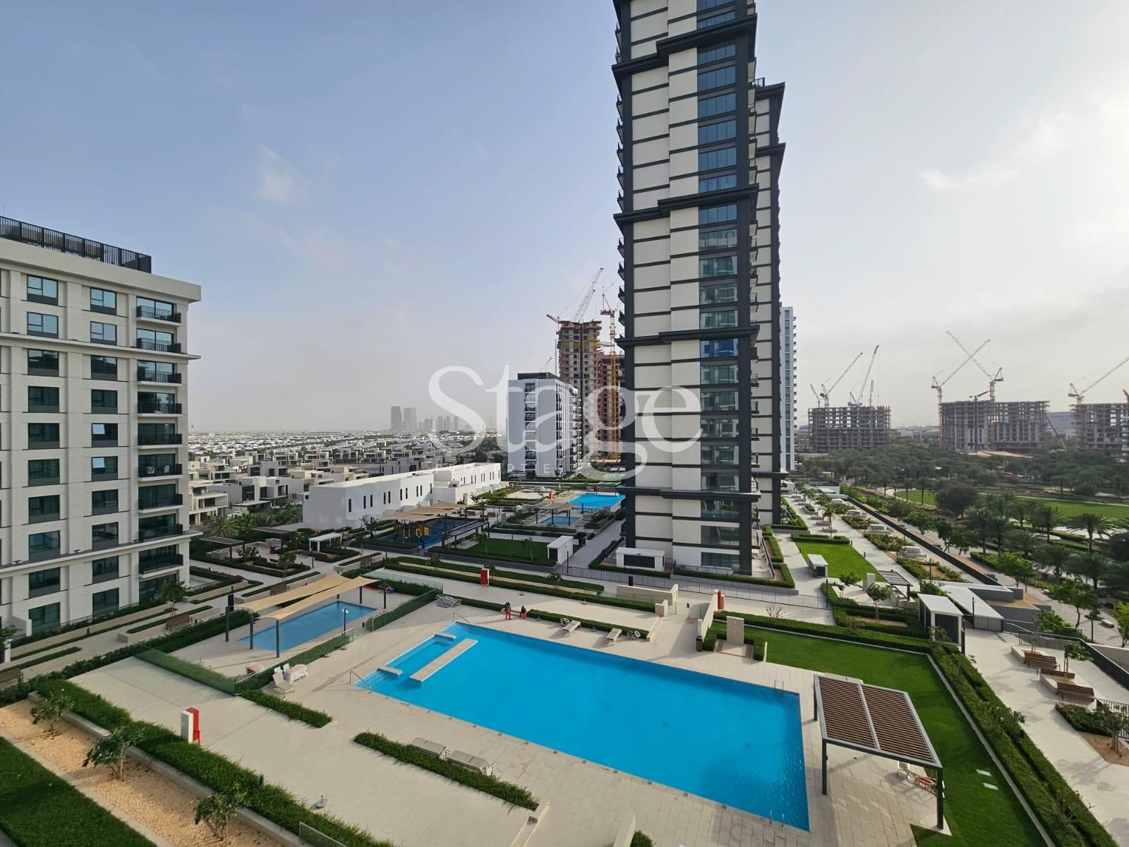 Pool and Park View | Elegant 2BR | Prime Location