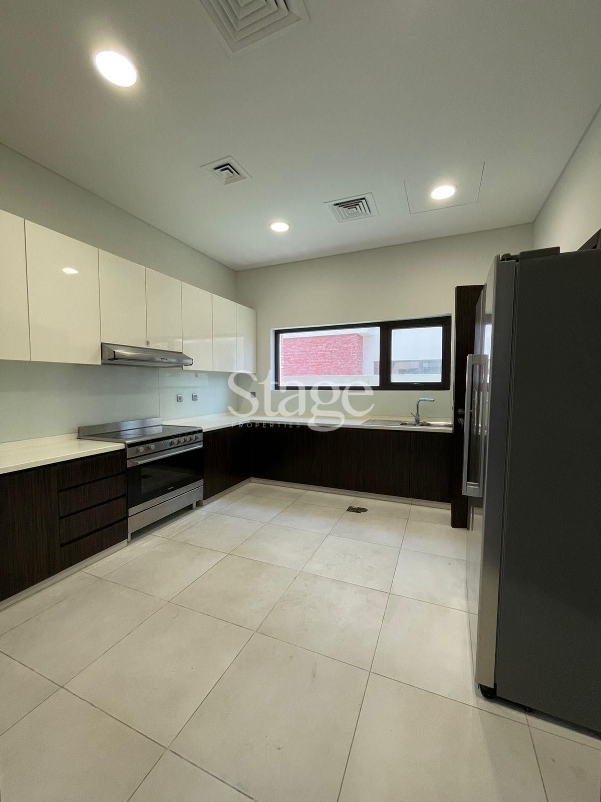 5 bedrooms common for Rent in DAMAC Hills, Dubai VI8511L