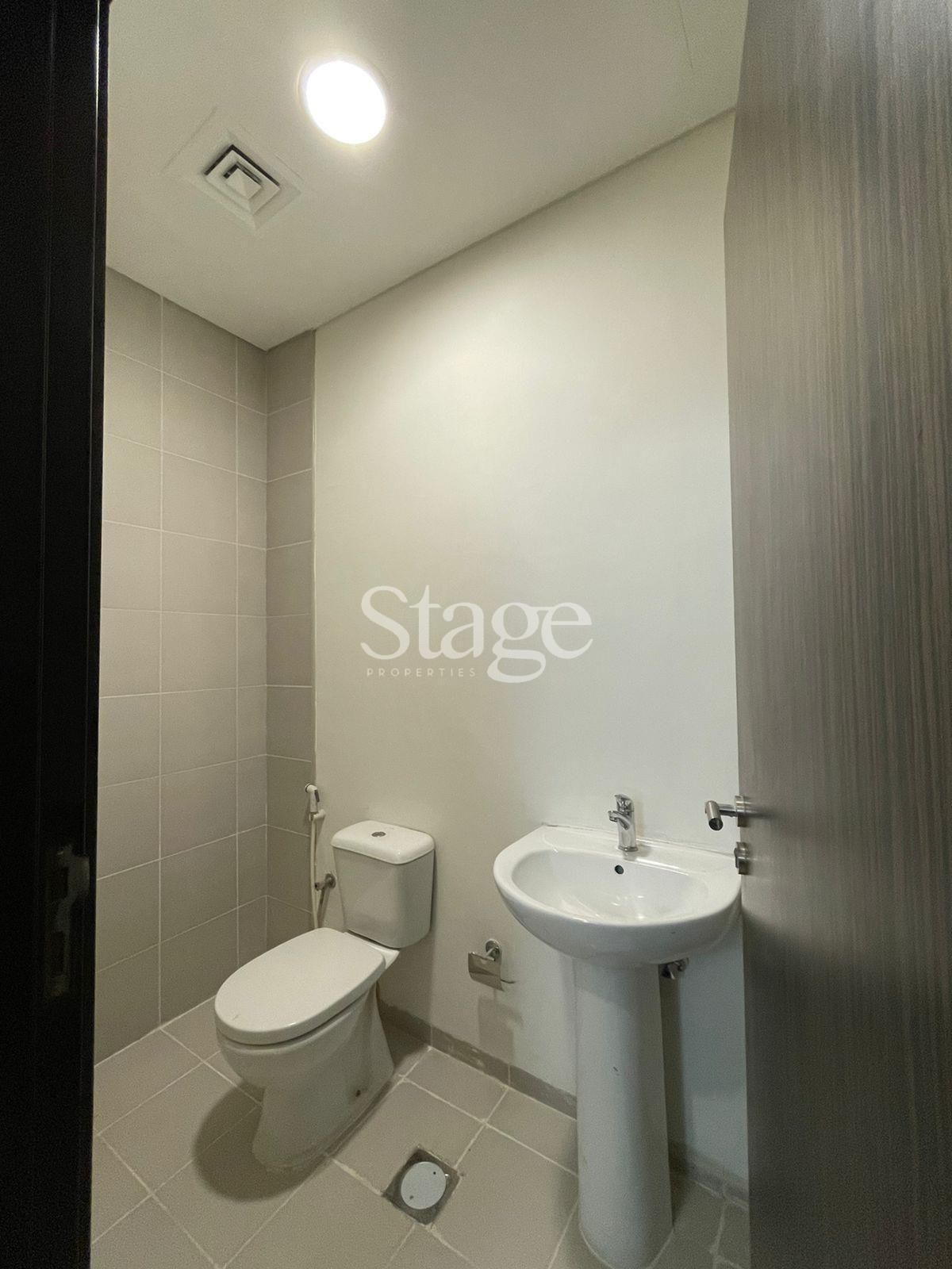 5 bedrooms common for Rent in DAMAC Hills, Dubai VI8511L