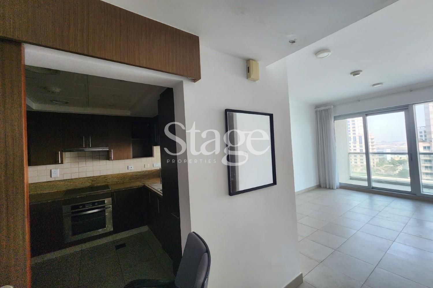 1 bedroom apartment for Rent in The Views, Dubai AP10167L