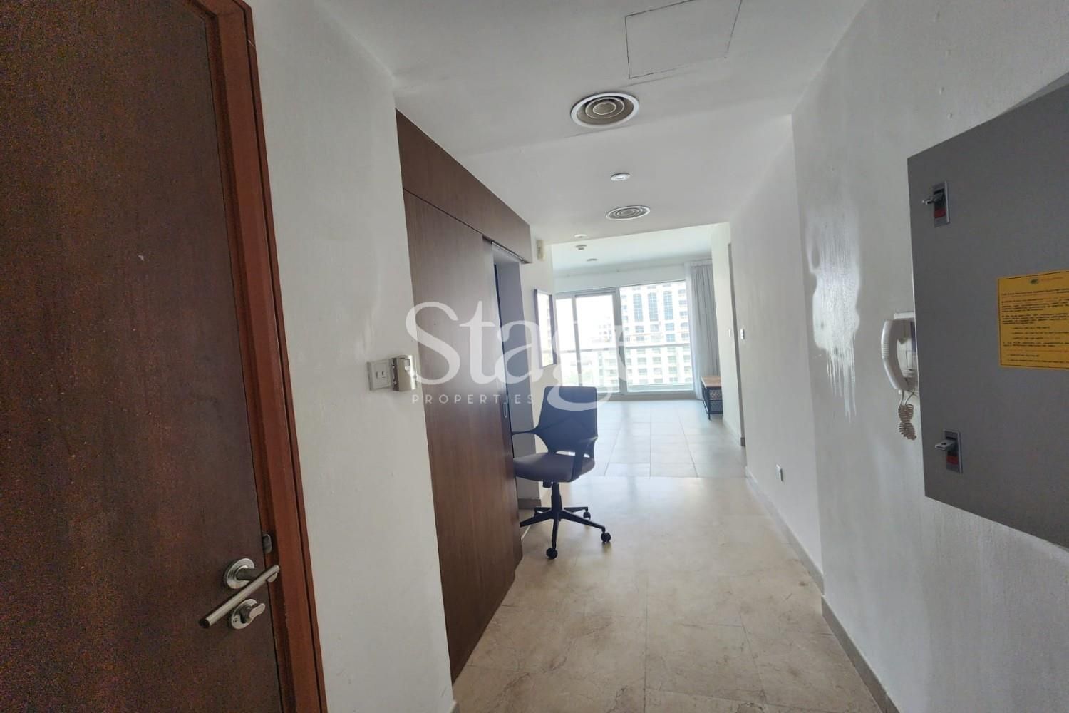1 bedroom apartment for Rent in The Views, Dubai AP10167L
