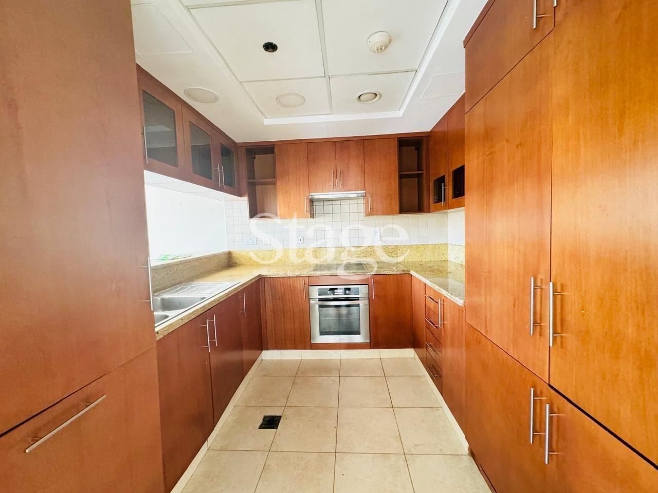 2 bedrooms apartment for Rent in The Views, Dubai AP9291L