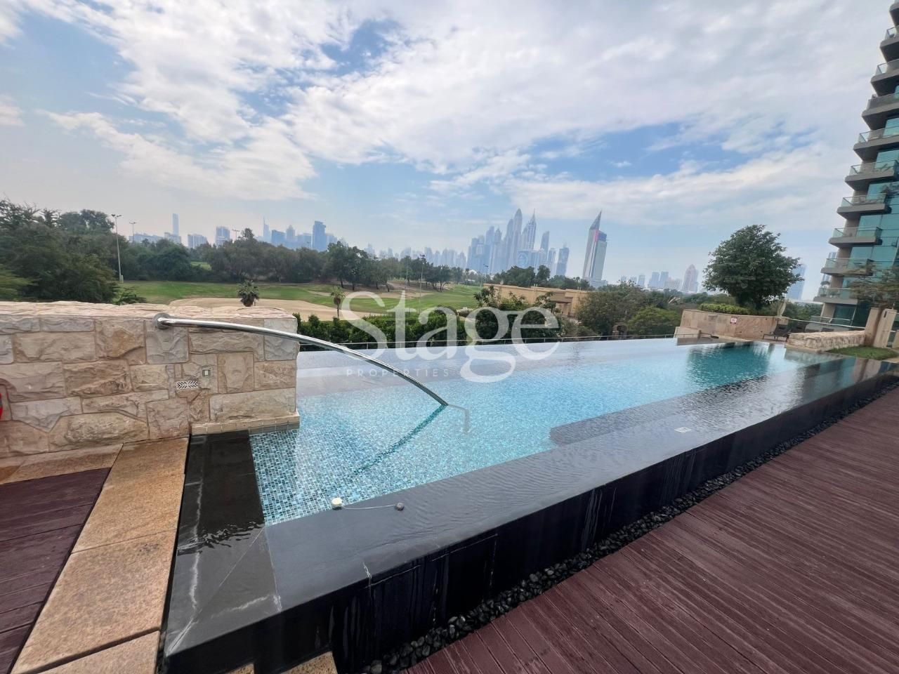 2 bedrooms apartment for Rent in The Views, Dubai AP9291L