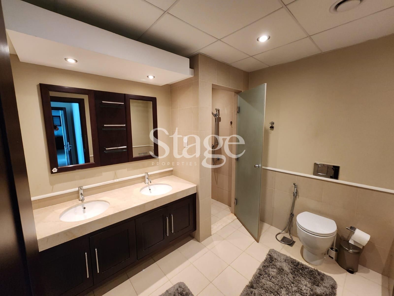 2 bedrooms apartment for Rent in The Views, Dubai AP7811L