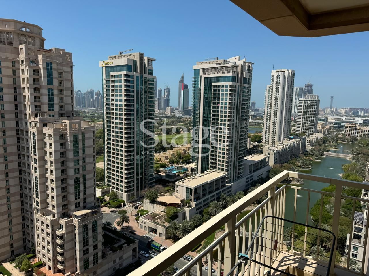 2 bedrooms apartment for Rent in The Views, Dubai AP7811L