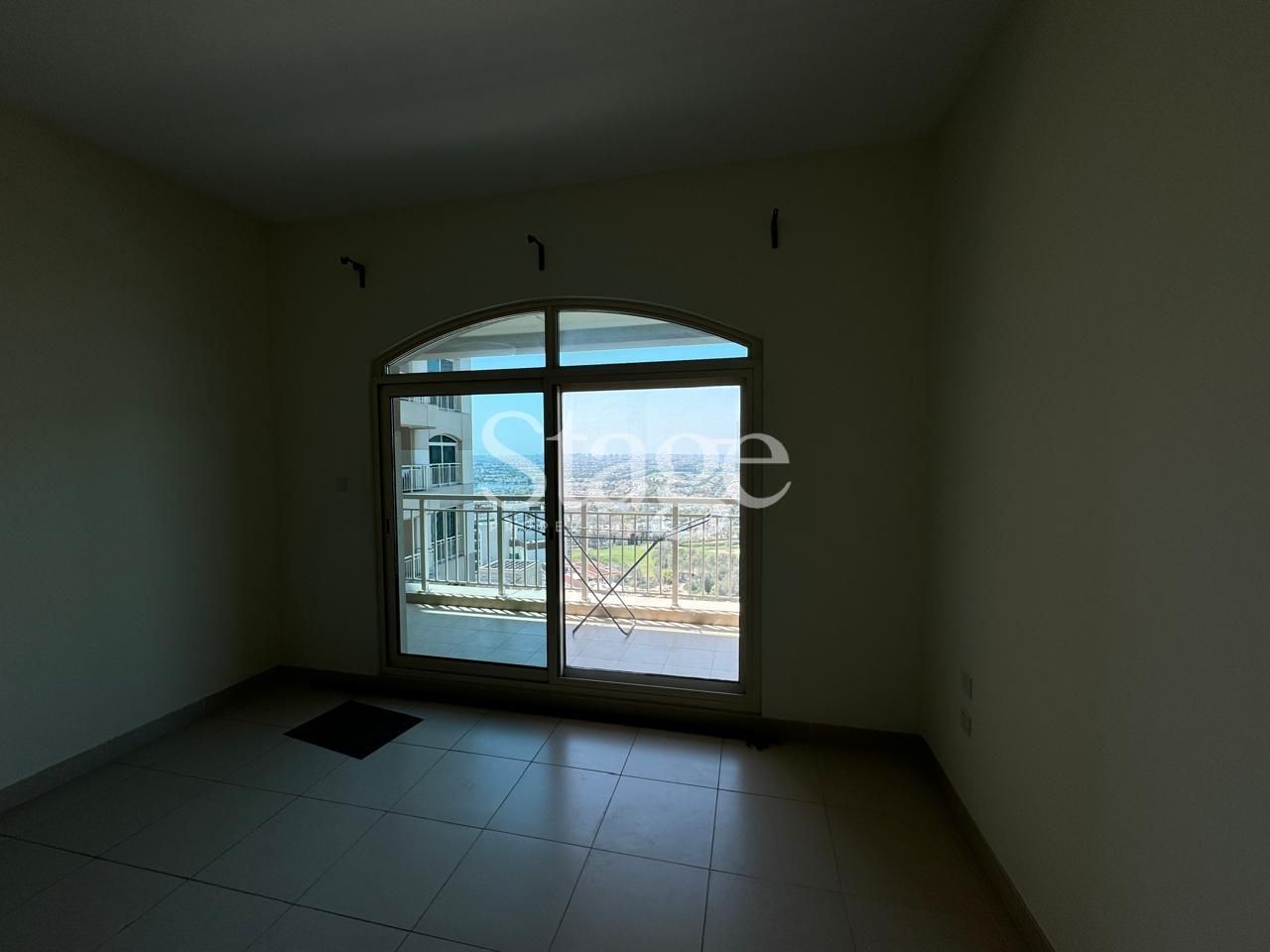 2 bedrooms apartment for Rent in The Views, Dubai AP7811L