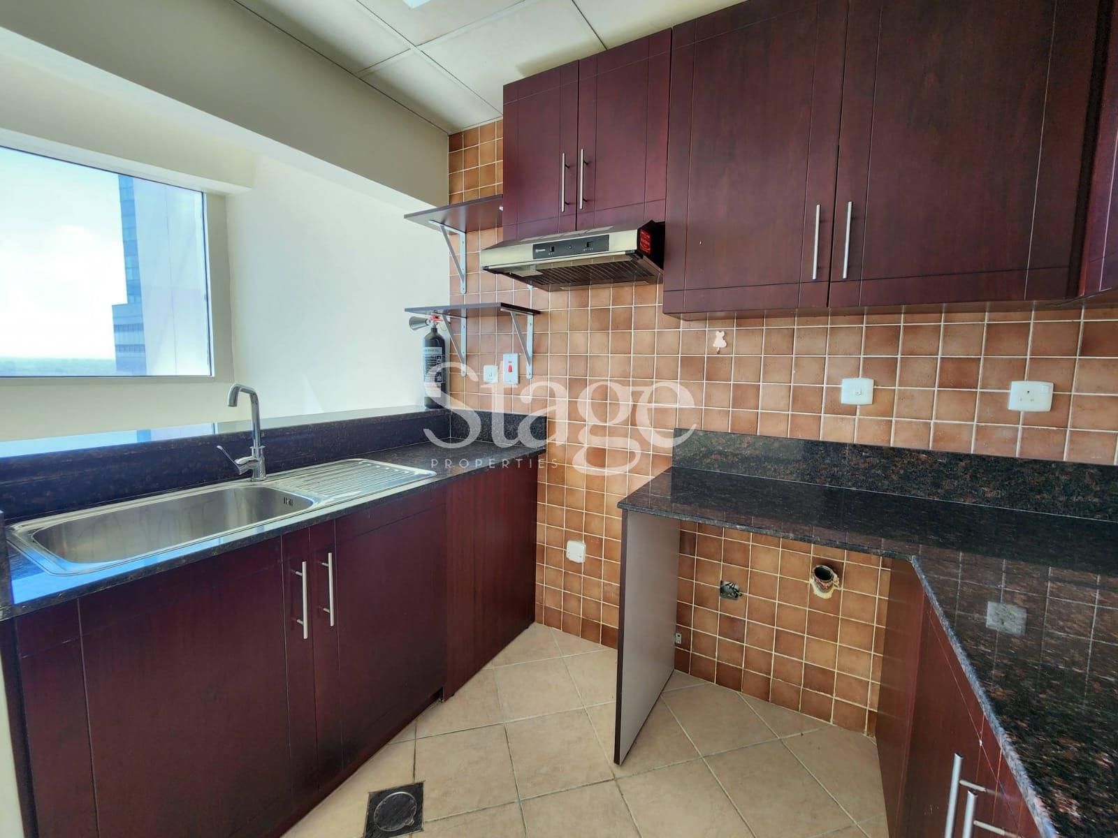 1 bedroom apartment for Rent in Jumeirah Lake Towers, Dubai AP9331L