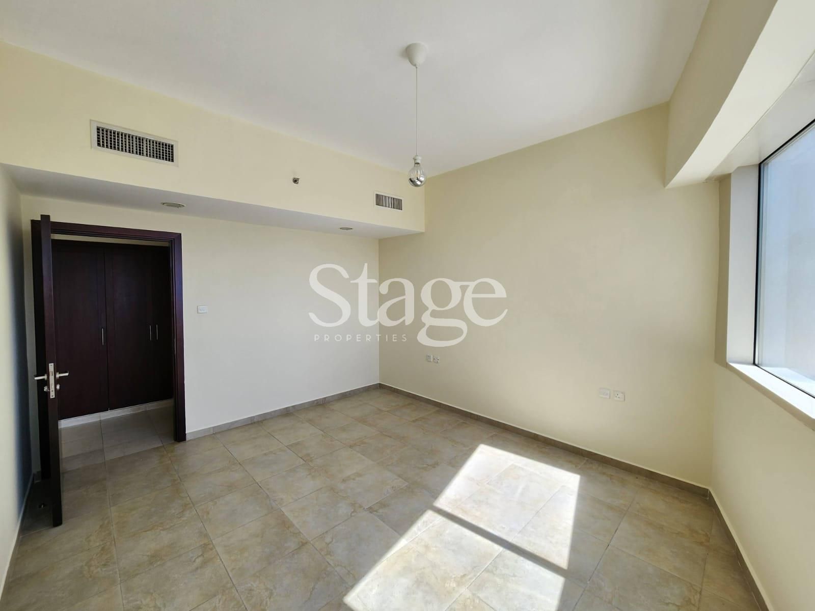 1 bedroom apartment for Rent in Jumeirah Lake Towers, Dubai AP9331L