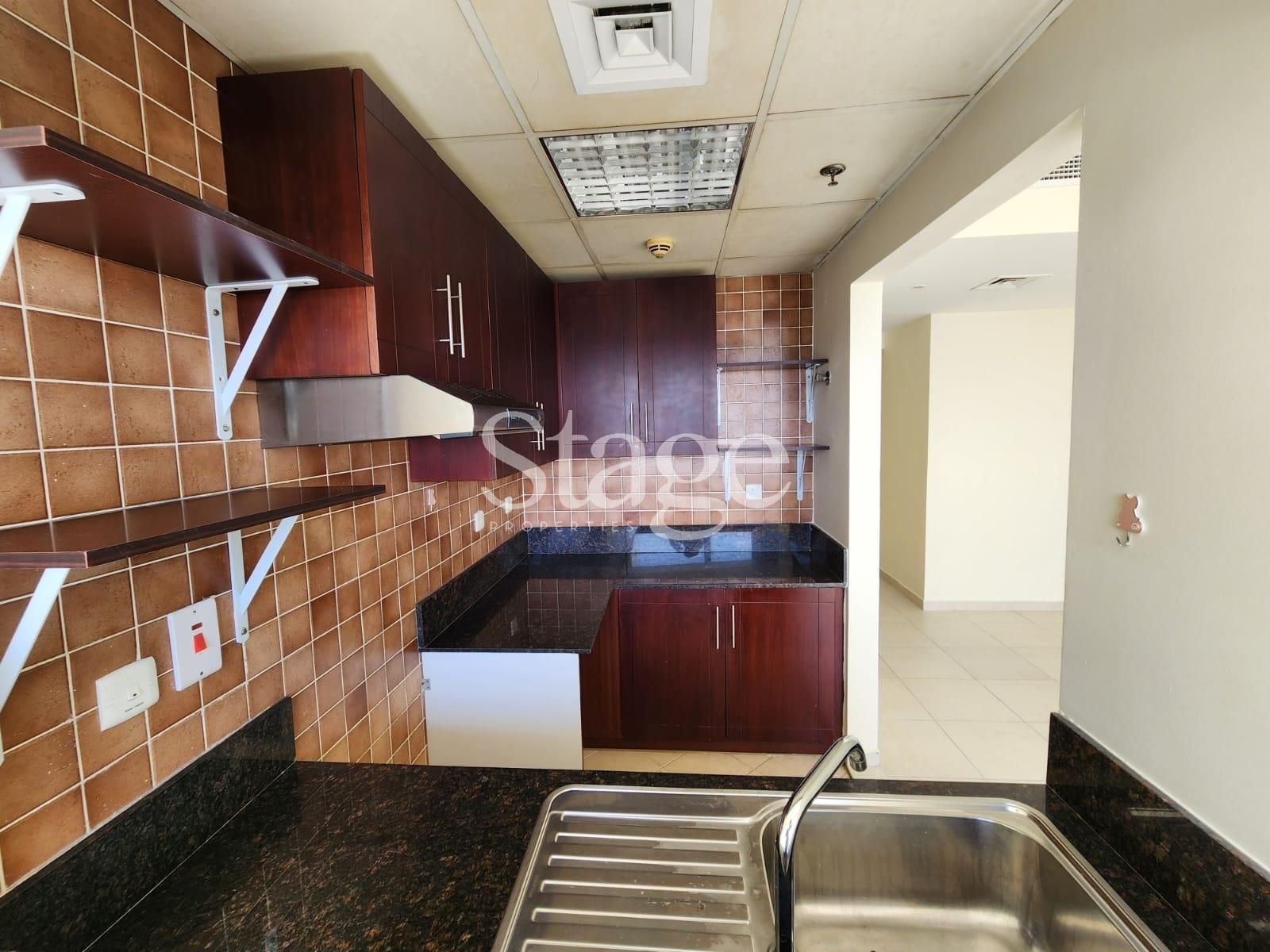 1 bedroom apartment for Rent in Jumeirah Lake Towers, Dubai AP9331L