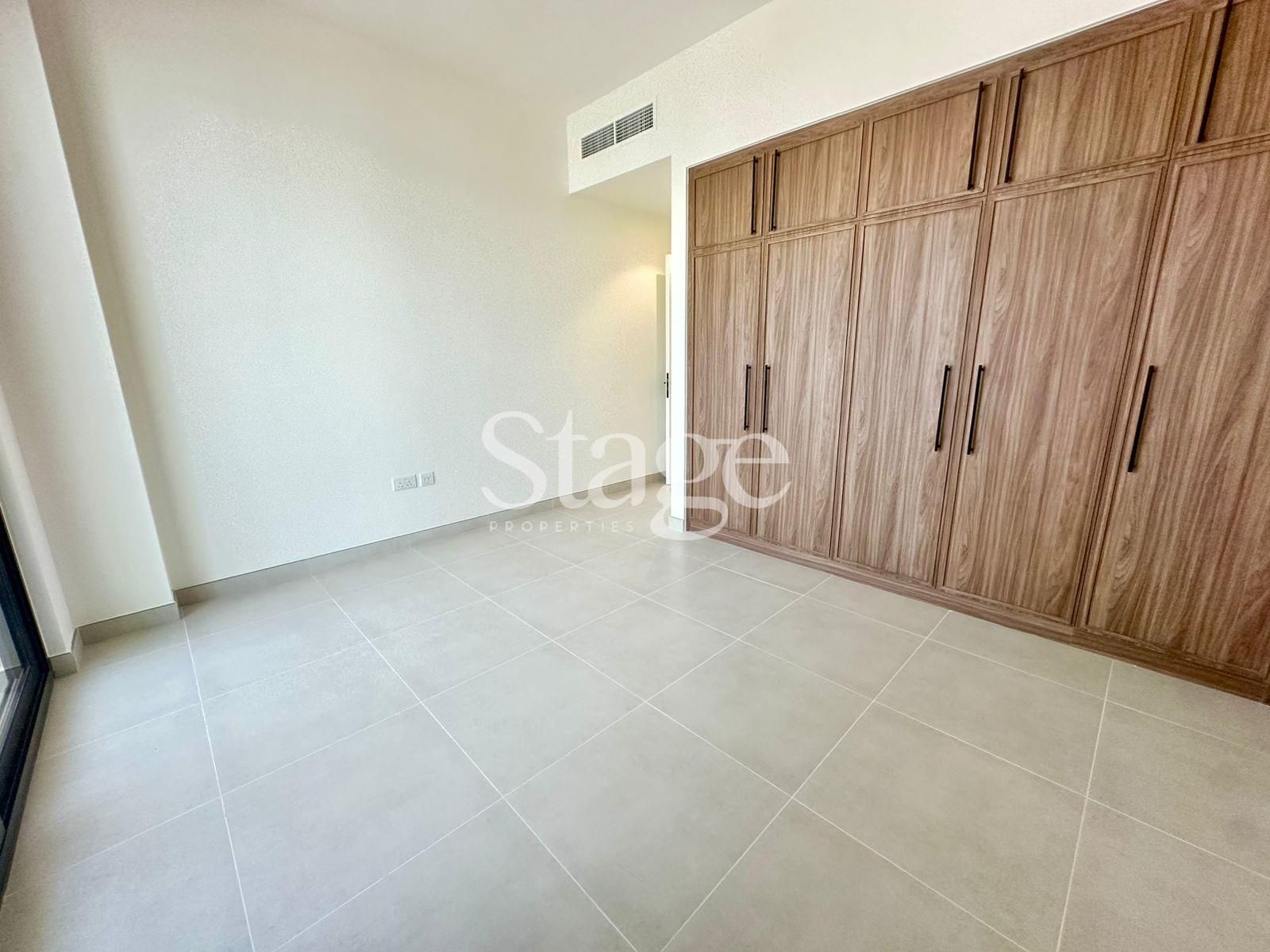 4 bedrooms Townhouse for Rent in Town Square, Dubai TH8433L