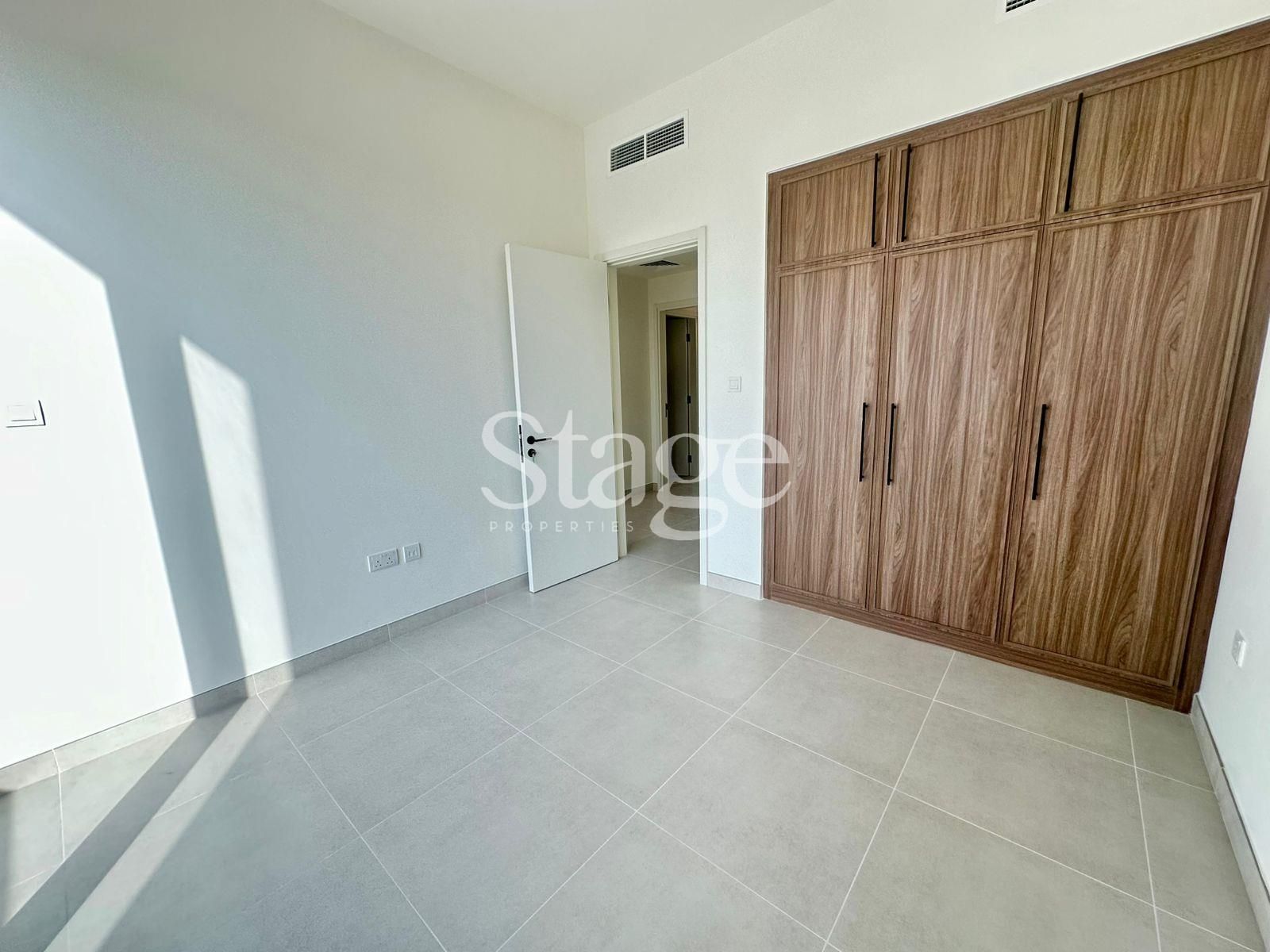 4 bedrooms Townhouse for Rent in Town Square, Dubai TH8433L