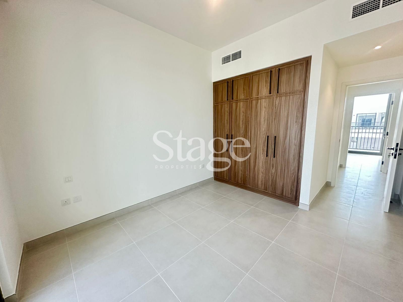 4 bedrooms Townhouse for Rent in Town Square, Dubai TH8433L