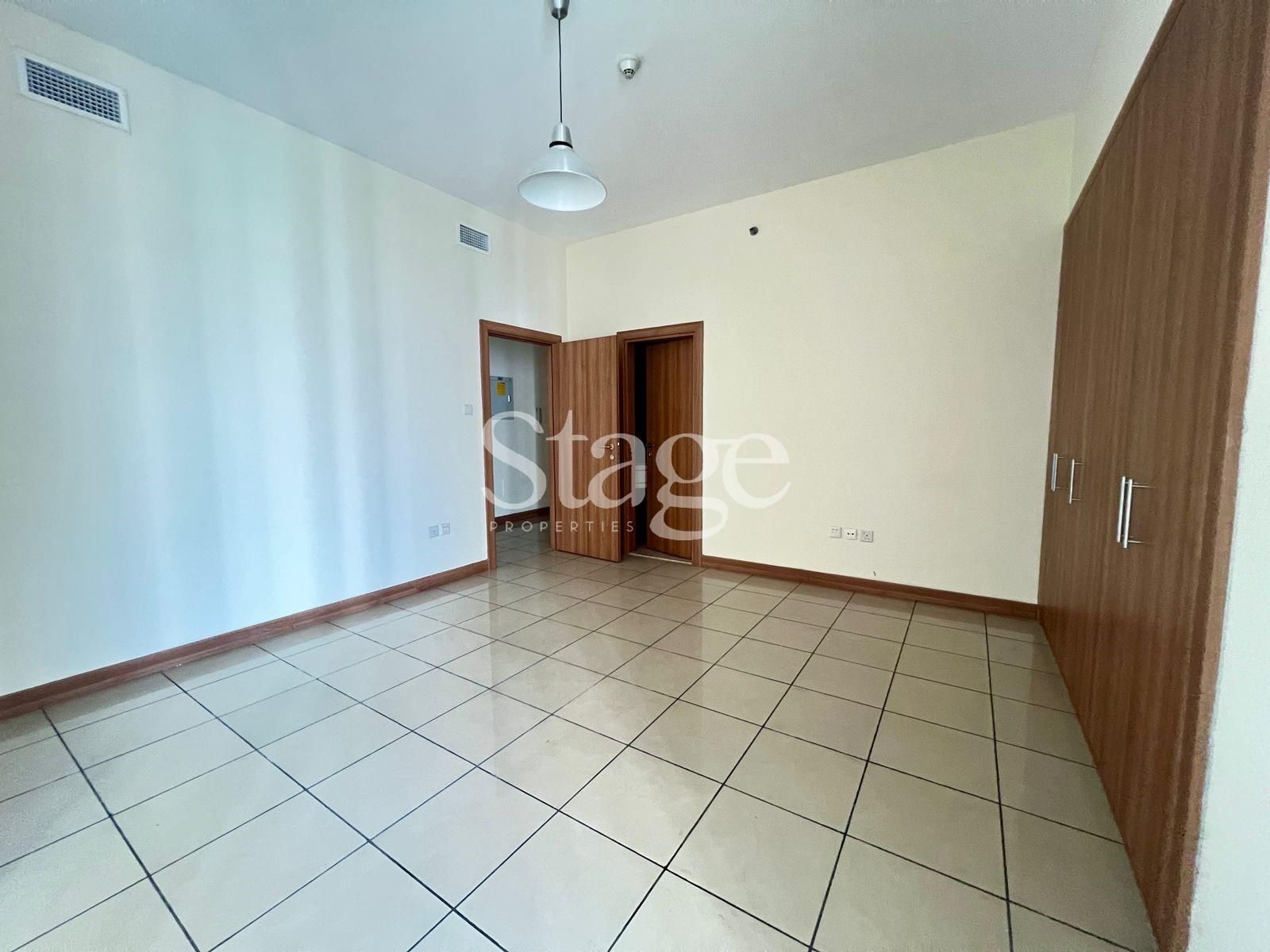 1 bedroom apartment for Sale in Dubai Marina, Dubai AP7944S
