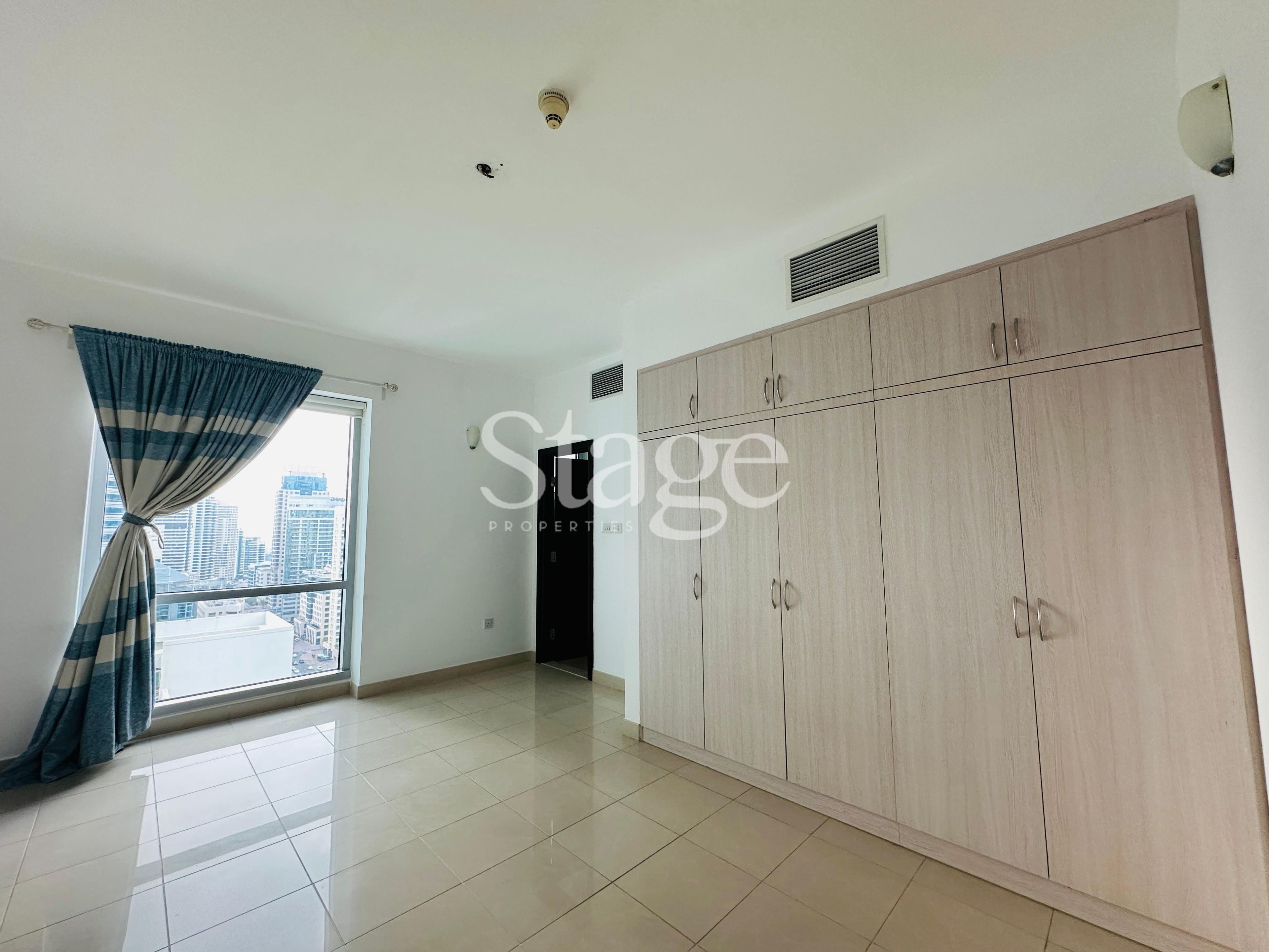 3 bedrooms apartment for Rent in Dubai Marina, Dubai AP7554L