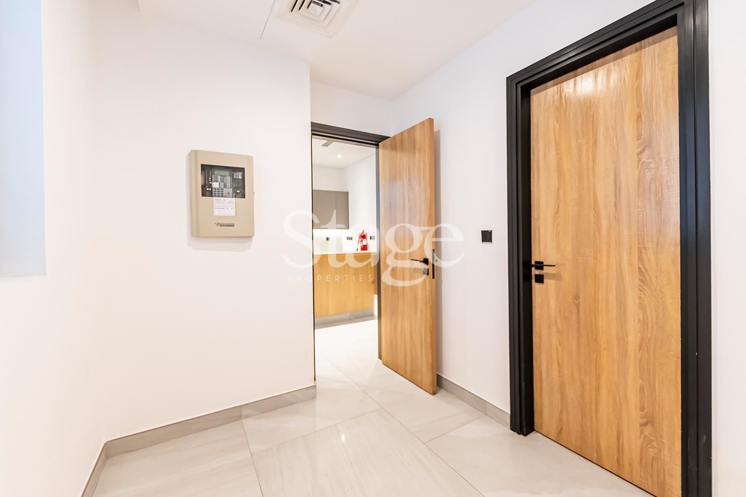 4 bedrooms common for Rent in Jumeirah Village Circle, Dubai VI8020L