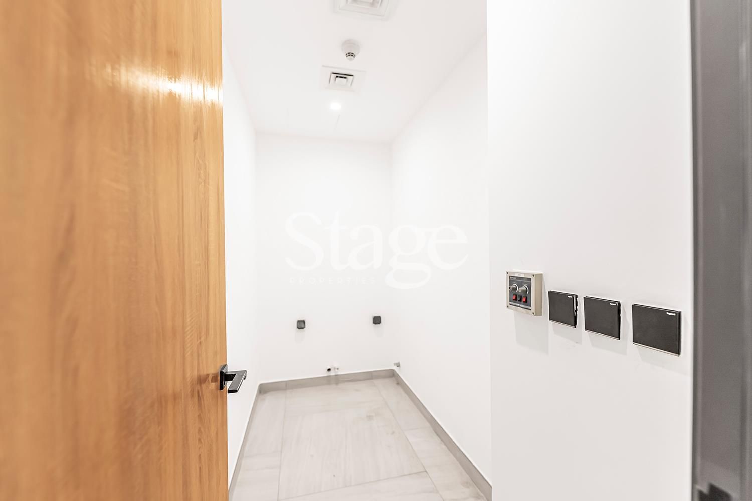 4 bedrooms common for Rent in Jumeirah Village Circle, Dubai VI8020L