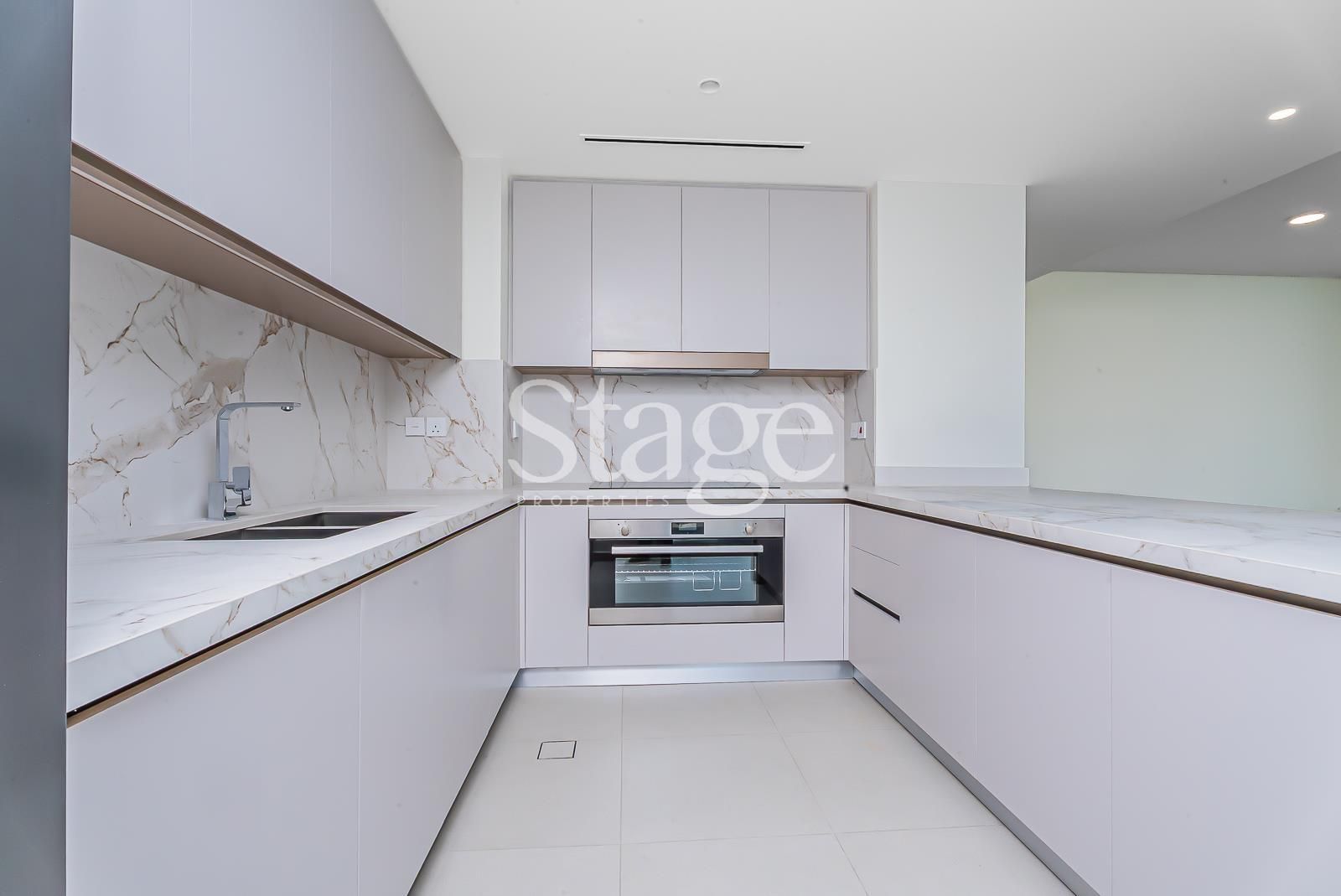 4 bedrooms apartment for Rent in Dubai Harbour, Dubai AP9551L