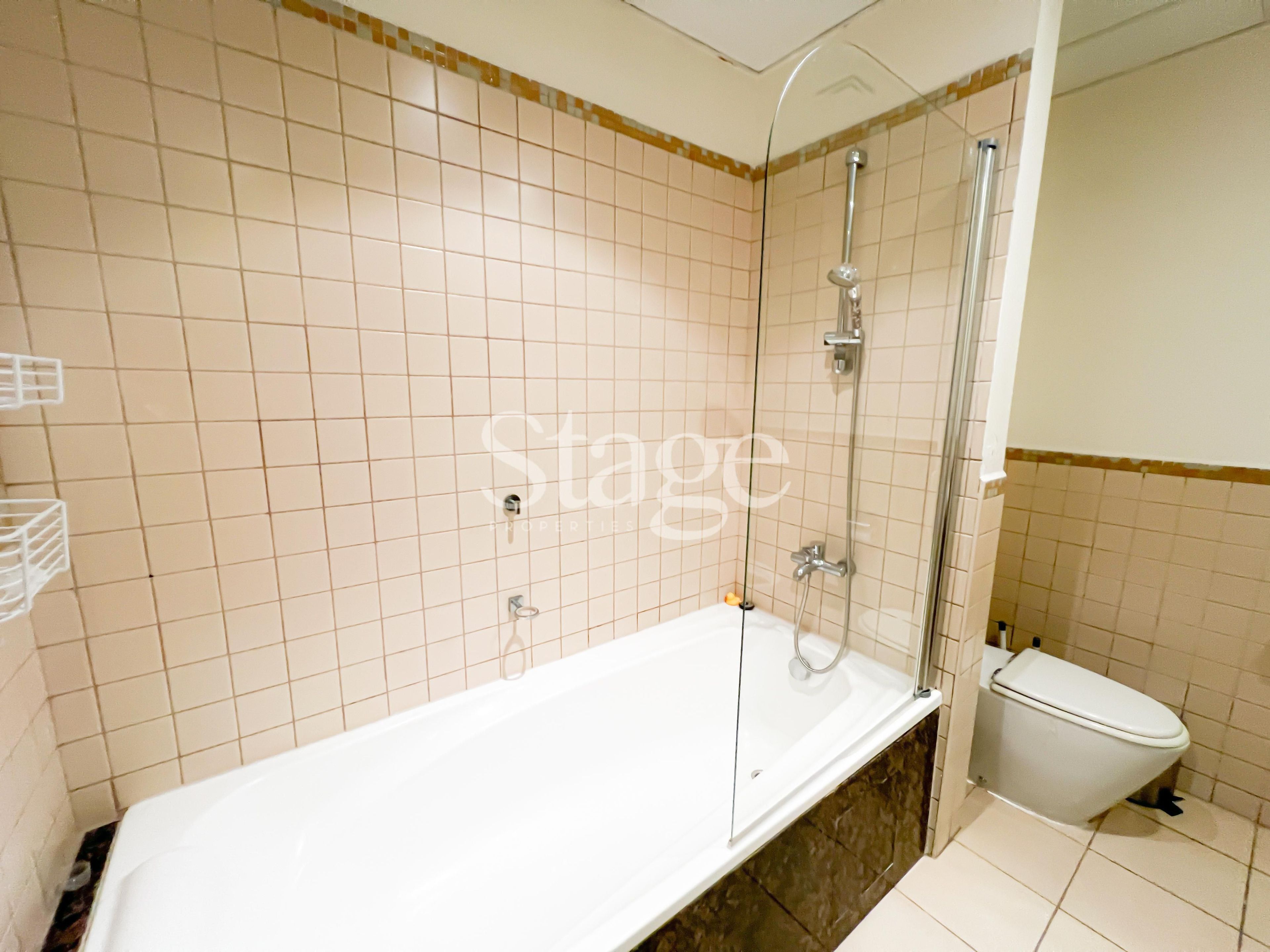 1 bedroom apartment for Rent in Jumeirah Beach Residence, Dubai AP8015L