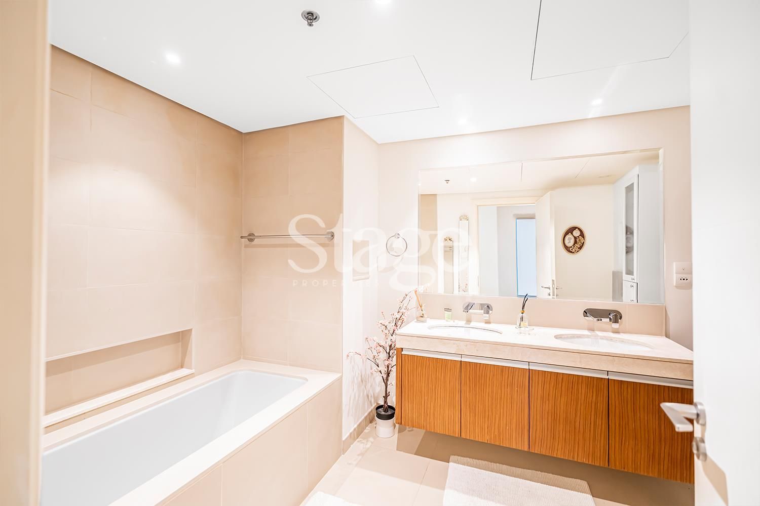 2 bedrooms apartment for Rent in Dubai Creek Harbour (The Lagoons), Dubai AP8794L