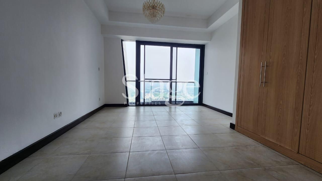 شقة من ٤ غرف نوم للإيجار في Jumeirah Lake Towers، Dubai AP9653L