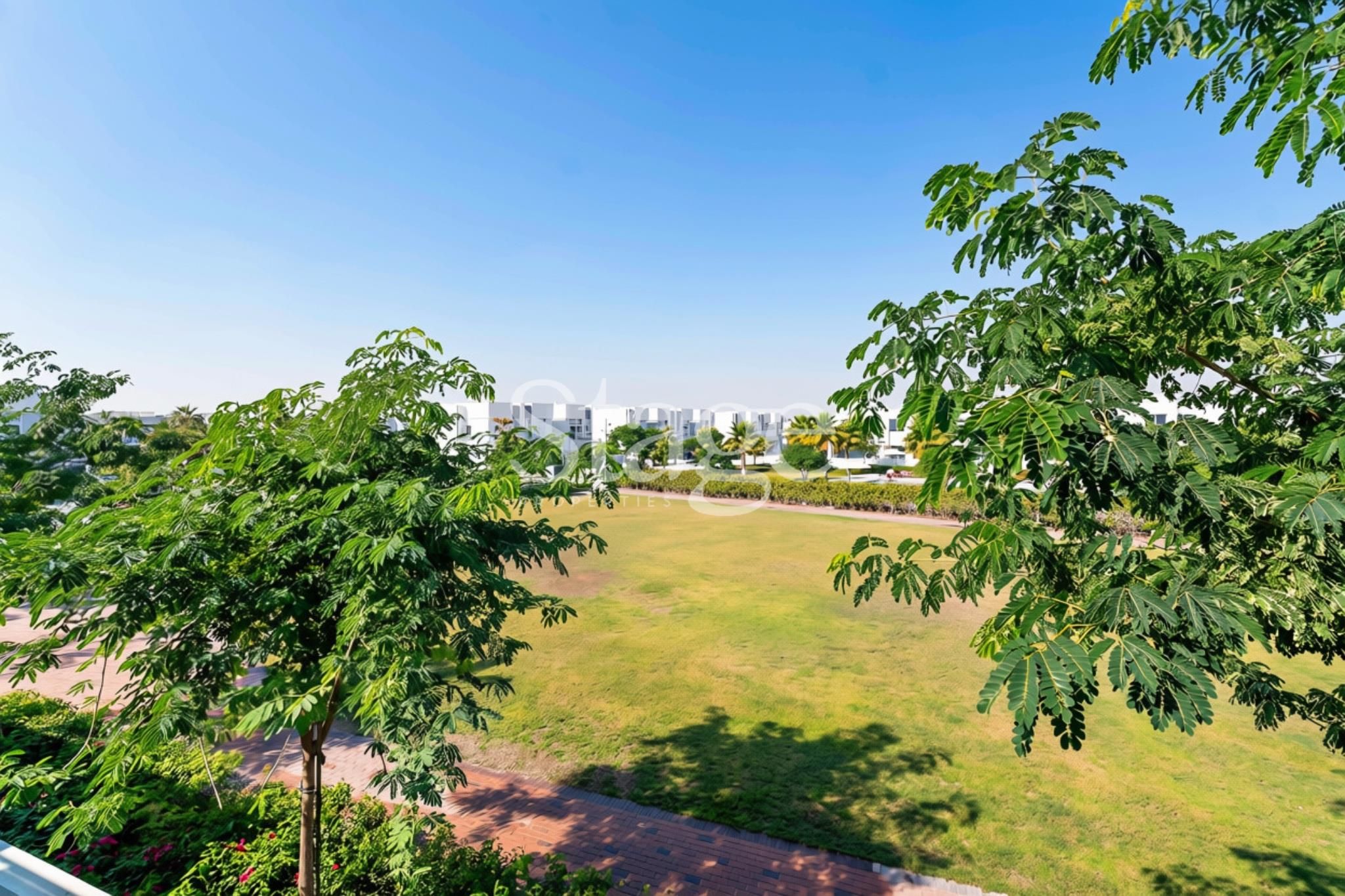 تاون هاوس من ٤ غرف نوم للإيجار في Damac Hills 2، Dubai TH9926L