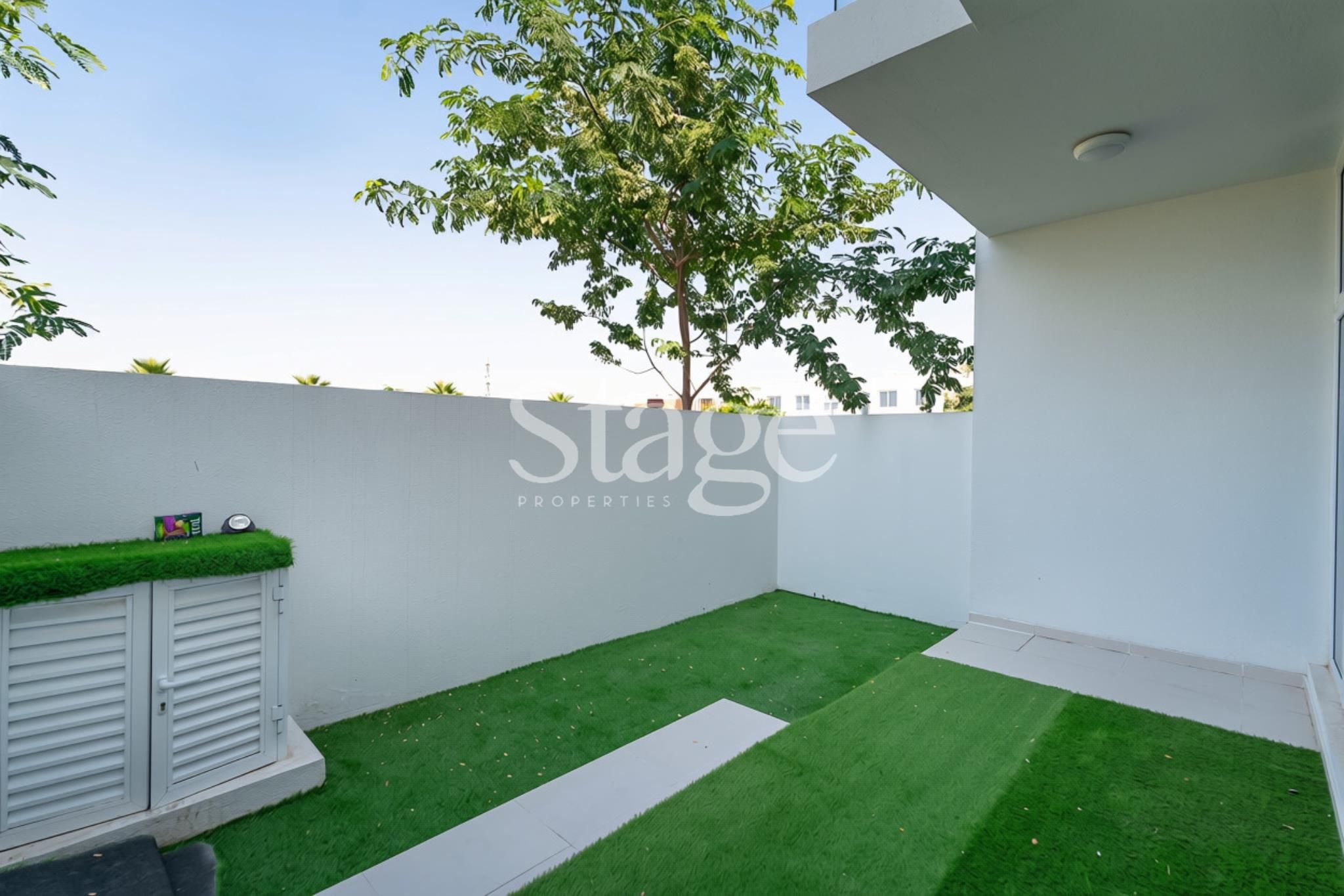تاون هاوس من ٤ غرف نوم للإيجار في Damac Hills 2، Dubai TH9926L