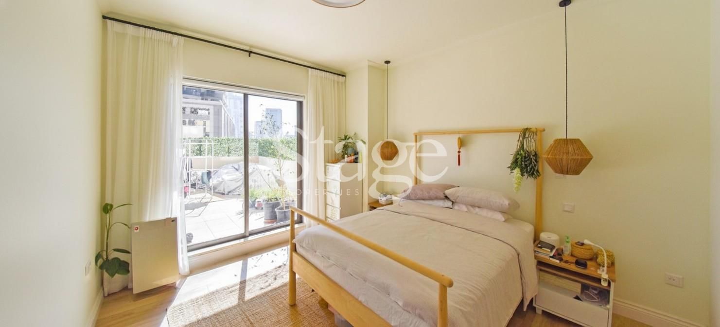 شقة من غرفة نوم للإيجار في Downtown Dubai، Dubai AP9378L