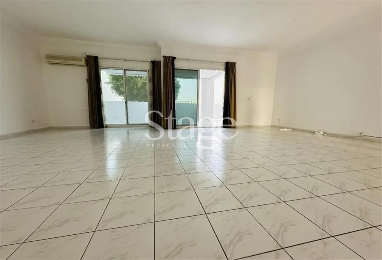 4 bedrooms common for Rent in Jumeirah, Dubai VI7610L