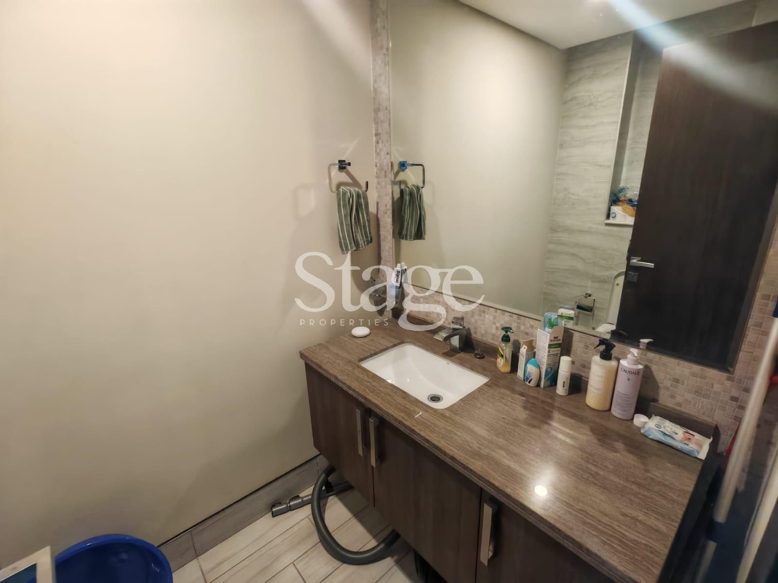 1 bedroom apartment for Rent in Business Bay, Dubai AP9624L