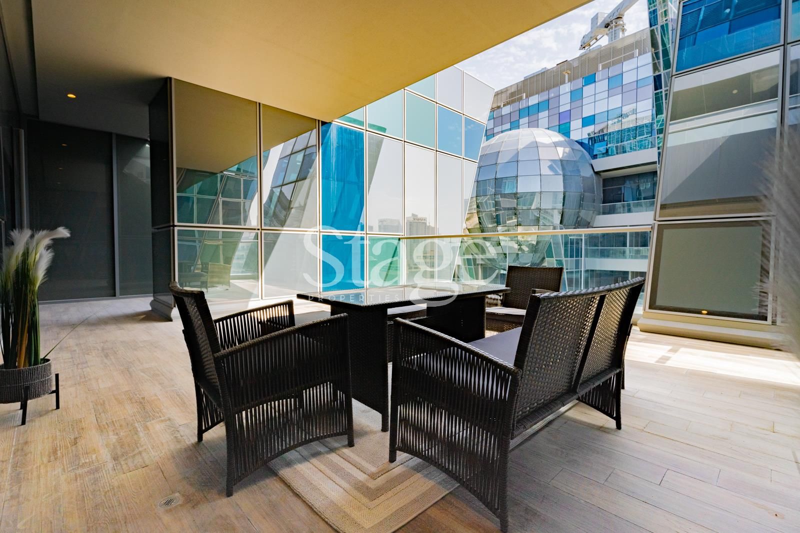 2 bedrooms apartment for Rent in Business Bay, Dubai AP8801L