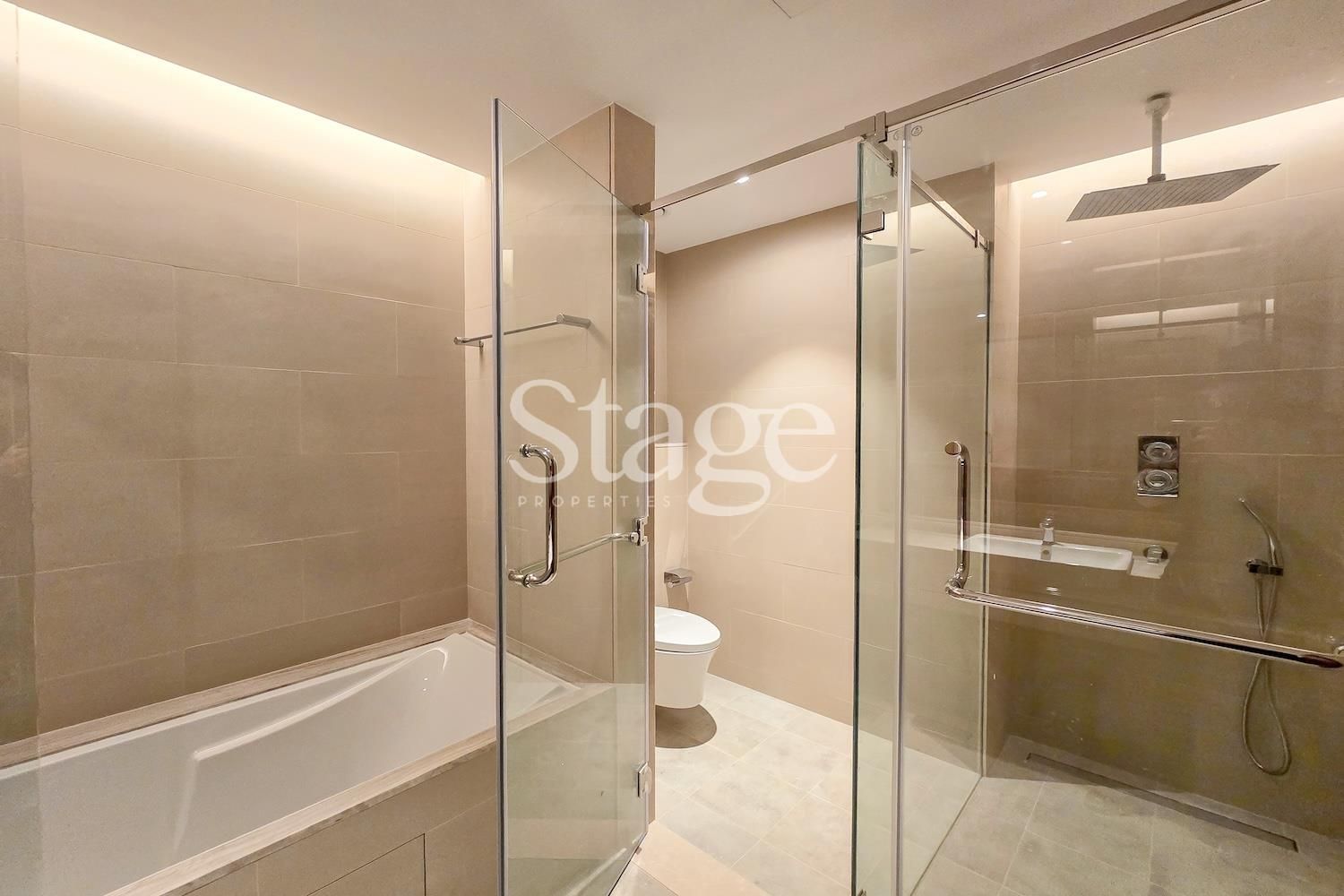 3 bedrooms apartment for Sale in Downtown Dubai, Dubai AP8470S