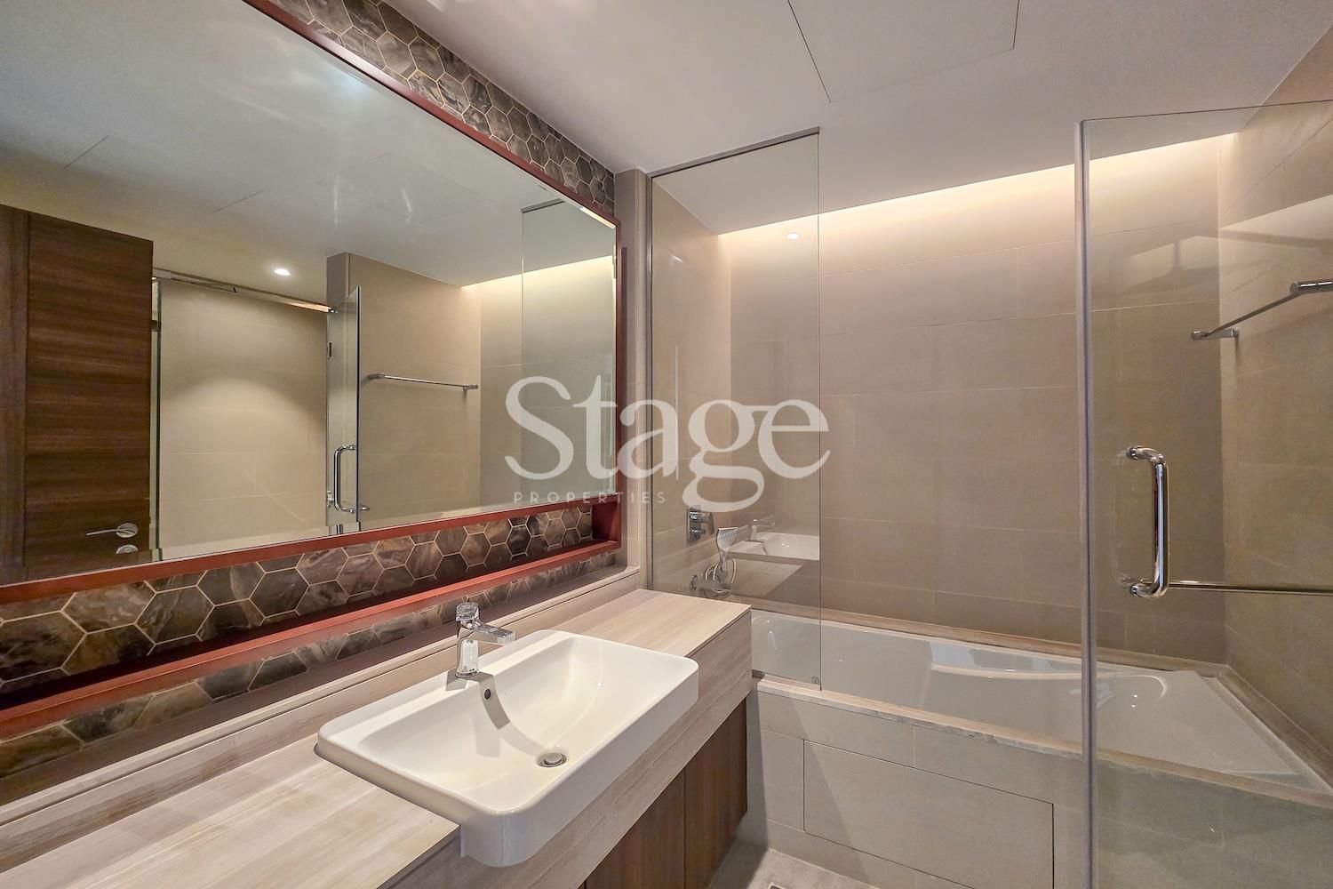 3 bedrooms apartment for Sale in Downtown Dubai, Dubai AP8470S