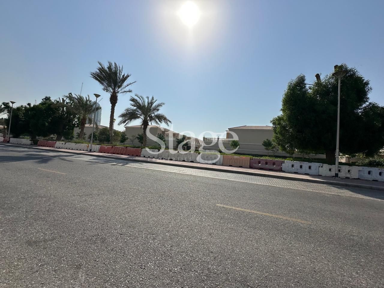 محل للبيع في Jumeirah Village Circle، Dubai SH9217S