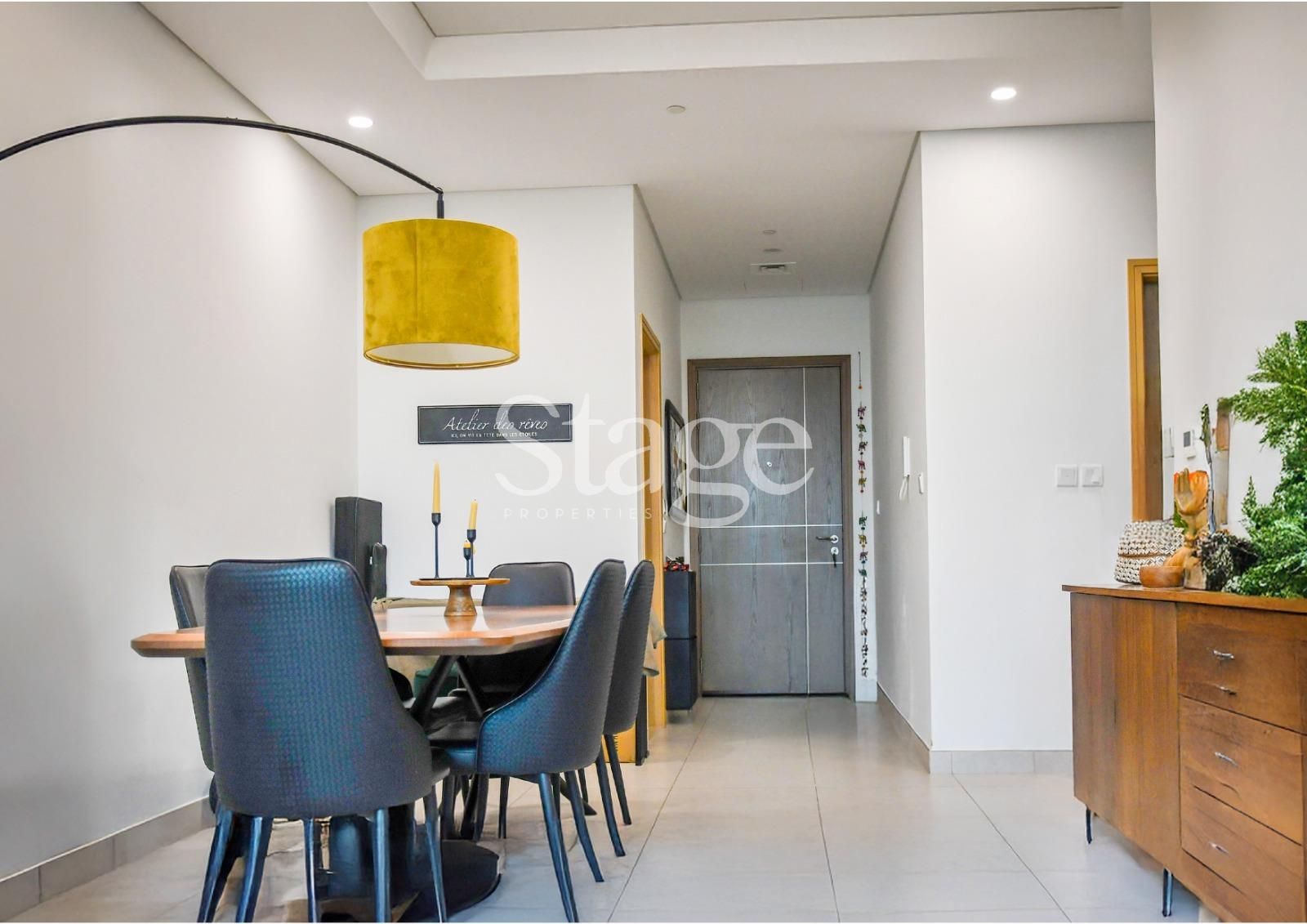 1 bedroom apartment for Sale in Business Bay, Dubai AP8129S
